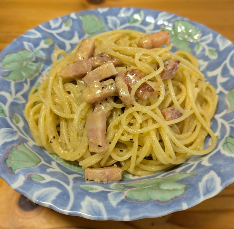 スパゲティ　カルボナーラ